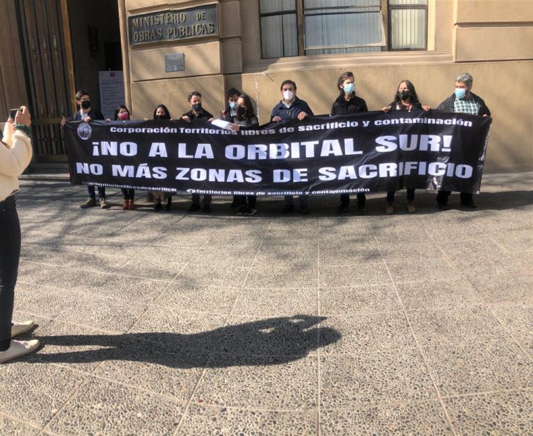 Piden a ministro de Obras Públicas detener Autopista Orbital Sur y reemplazarla por el tren