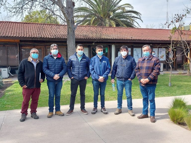 Buin y Paine se reunieron con colectiveros para enfrentar situación económica y desempleo