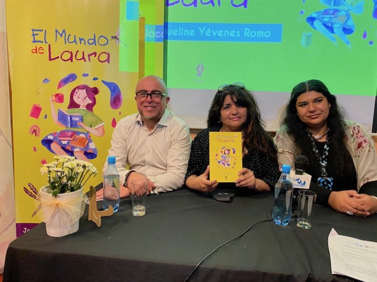 Laura presentó su mundo a través de la escritora local Jacqueline Yévenes