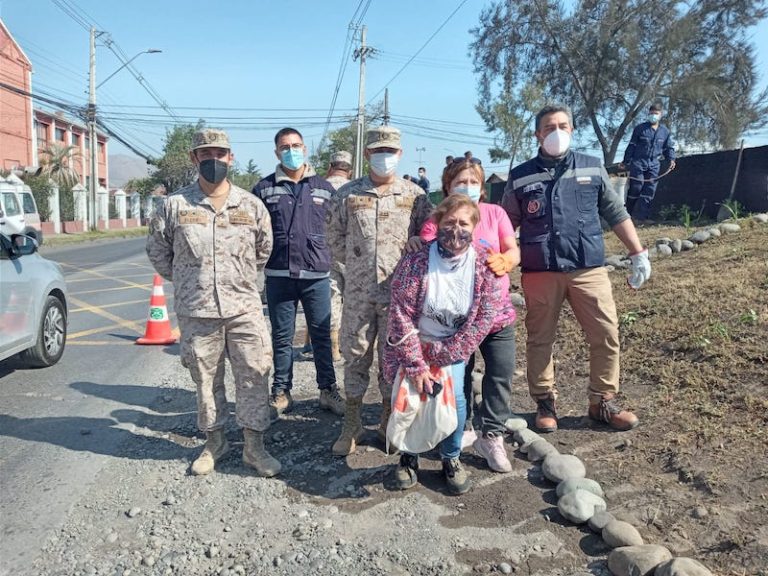 Vecinos, Ejército y Vulco S.A. le cuidan el jardín a San José