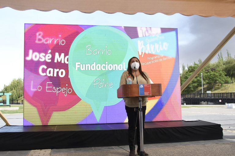 «Quiero Mi Barrio» y Paine se dan apretón de manos con firma de convenio