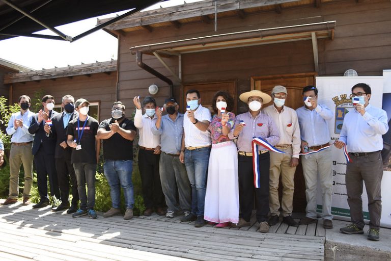 Agricultores de Paine celebran inauguración de Oficina de Agricultura y Asuntos Hídricos