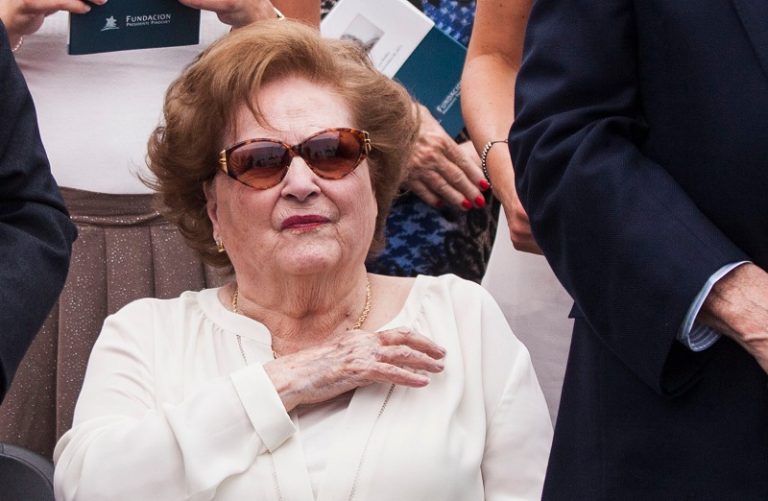 Murió Lucía Hiriart Rodríguez, la viuda de Pinochet