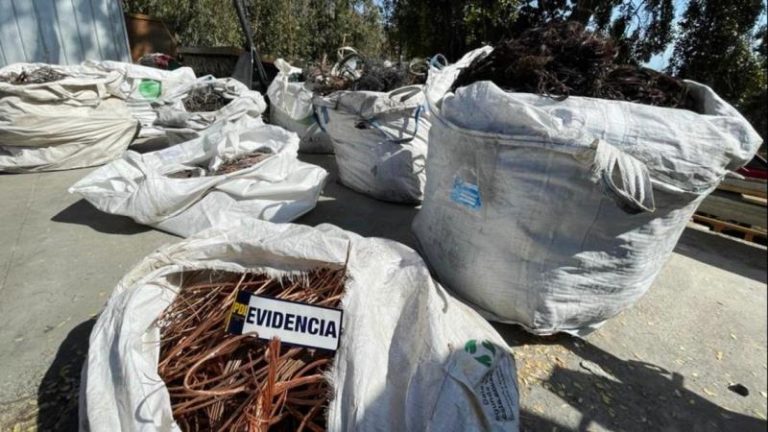 4 mil kilos de cable de cobre fueron incautados por la PDI