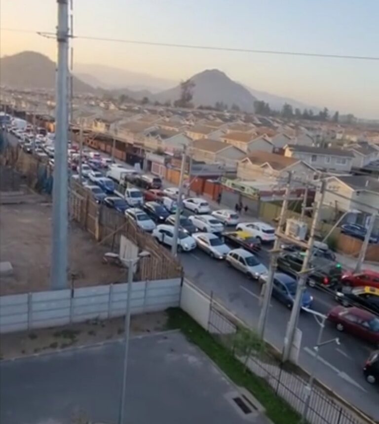 Congestión vehicular tomó aire en “Los Suspiros”: se logran 7 compromisos con municipio