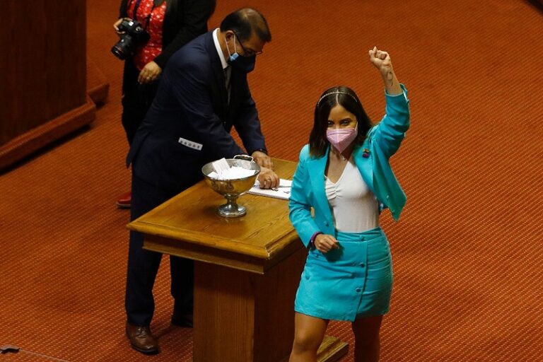 Asume nueva diputada del Distrito 14, Camila Musante: «Trabajaré en gestión sostenible del agua y desarrollo sustentable y sostenible»