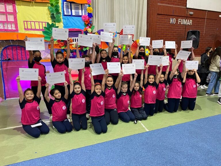 Gimnastas del Palmarés “Los Cóndores” se lucen en el Festival de Apertura de Gimnasia Rítmica Escolar