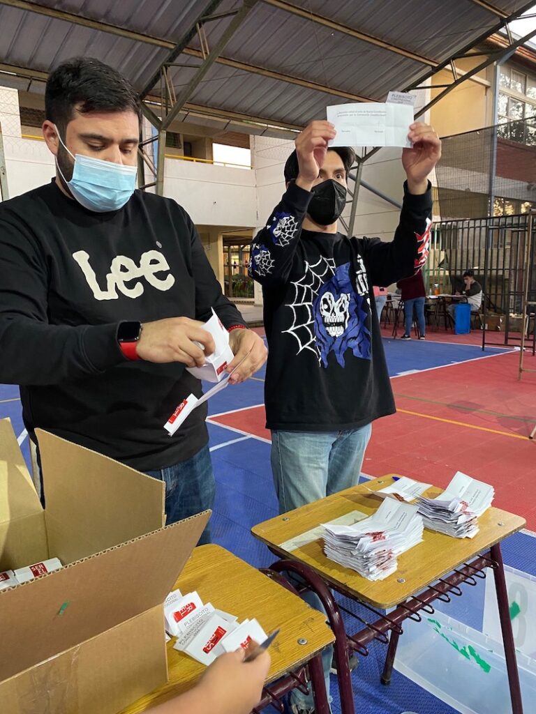 En Lo Herrera, el Rechazo ganó en todas las mesas