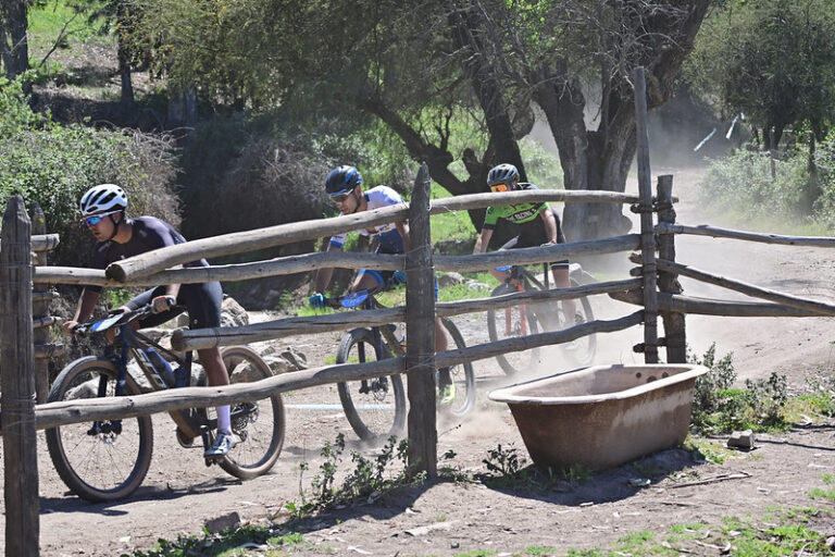 EL MTB voló tanto alto como el “Cóndor de Huelquén”