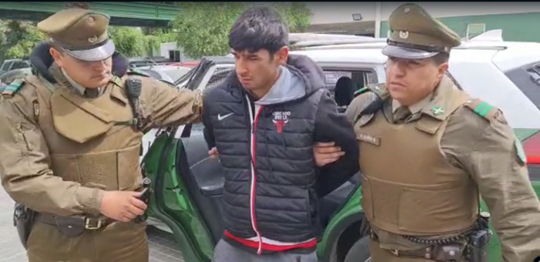 Carabineros de San Bernardo detiene a dos adultos por robo con intimidación