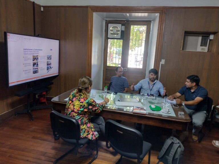 CGE informa Plan Integral de Gestión de Redes para temporada de verano 2022-2023 a representantes de  municipio de Paine