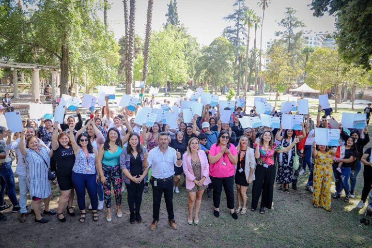 59 familias del Campamento Dignidad reciben subsidios habitacionales