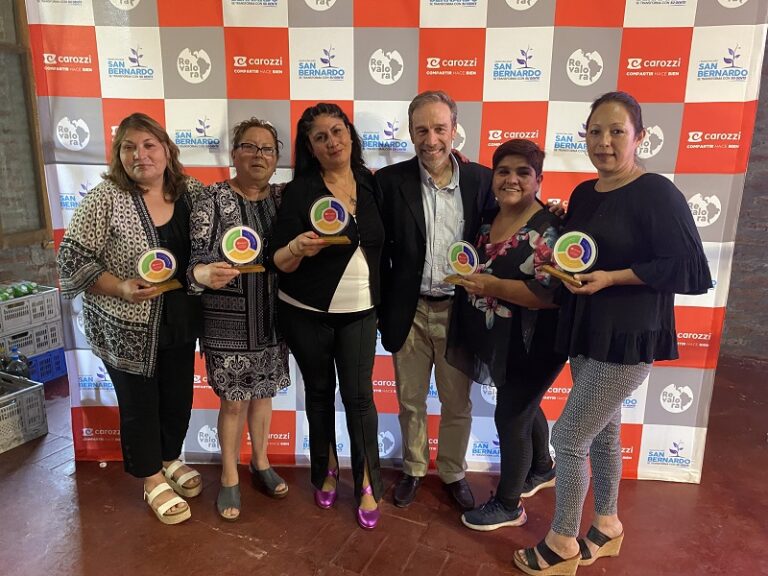 Campaña de Reciclaje de Carozzi brilla con Juntas de Vecinos de San Bernardo