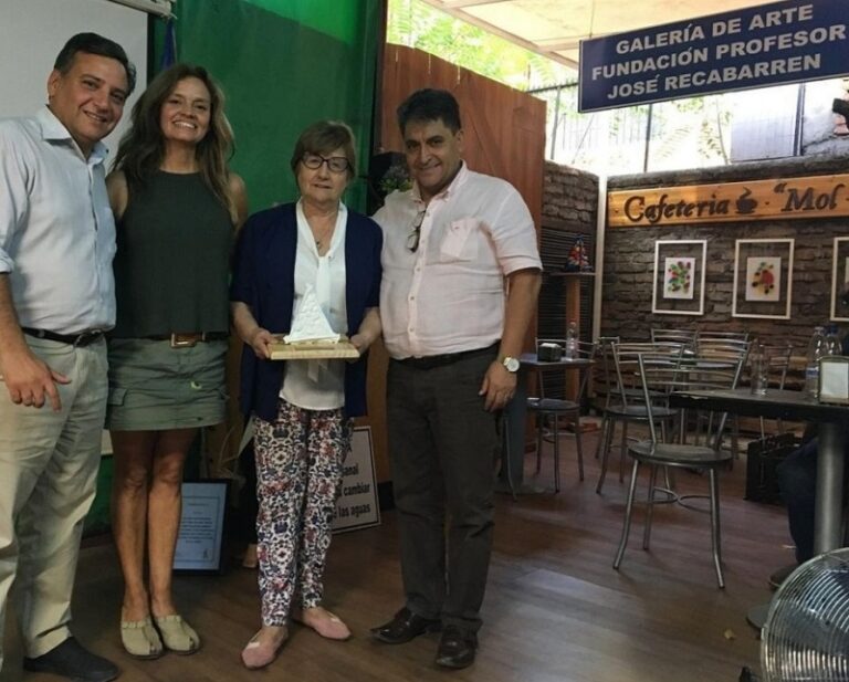 Fundación «José Recabarren» y Cafetería «Mol Plaza» inauguran Primera Exposición de la Patria Vieja