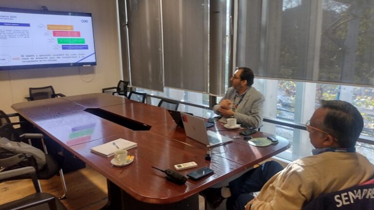 CGE se reune con director de Senapred para informar estado de avance de planes preventivos en la Región Metropolitana
