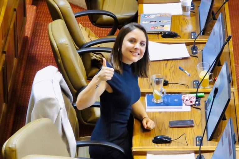 Agresión a profesor en Buin: diputada Camila Musante oficio a la superintendencia de Educación para ver qué medidas tomará y cómo aplicará protocolos