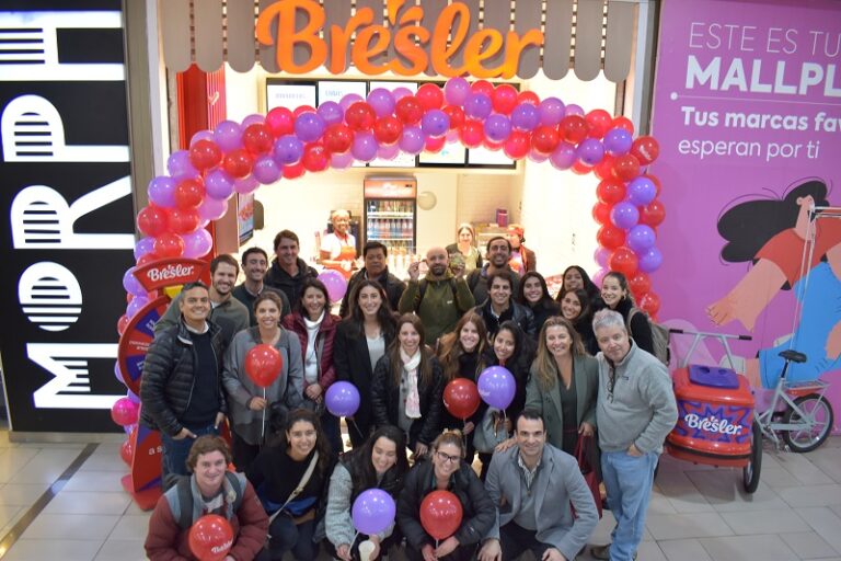 Bresler inaugura segunda heladería en mall Plaza Sur
