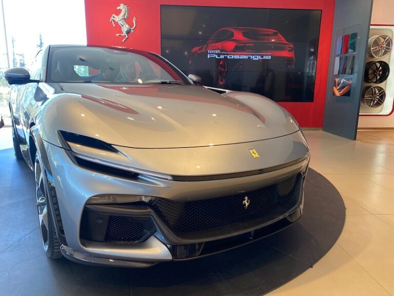 Ferrari presentó a su “Purasangue”, el primero de un nuevo linaje