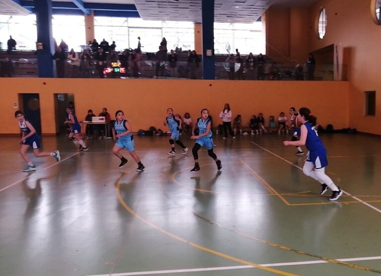 Instituto Sagrado Corazón pierde ante Montessori en el Básquetbol Soprole UC