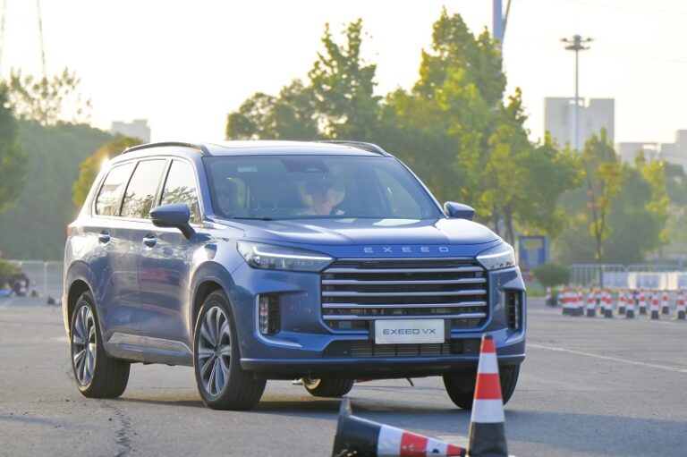 EXEED realiza test drive internacional de sus nuevos modelos