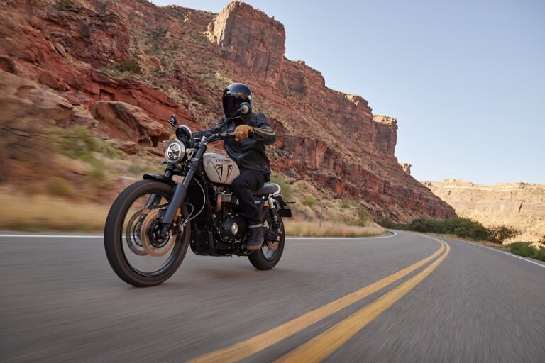 Triumph reinventa su gama Scrambler 1200 con versión X completamente nueva