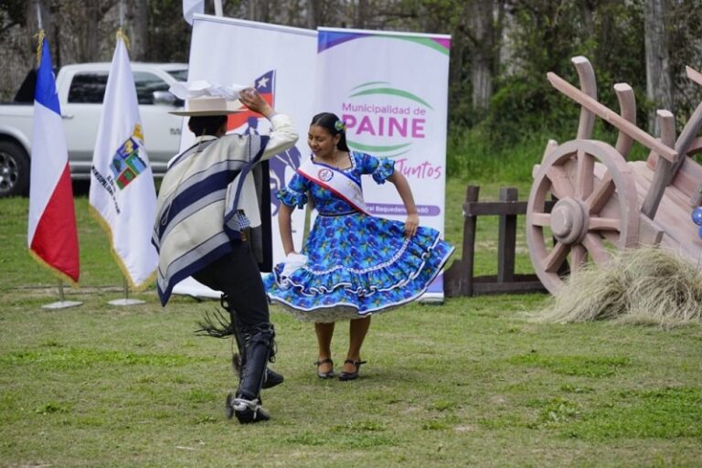 Se lanzó en Paine segundo Campeonato Nacional de Cueca Huasa de Ferochi