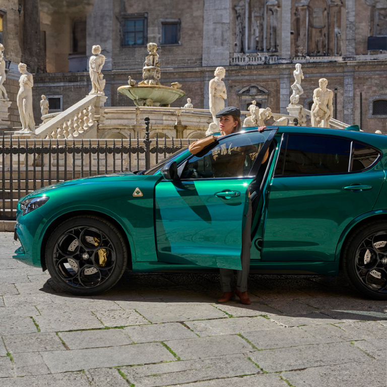 Alfa Romeo Stelvio Quadrifoglio 100° Anniversario