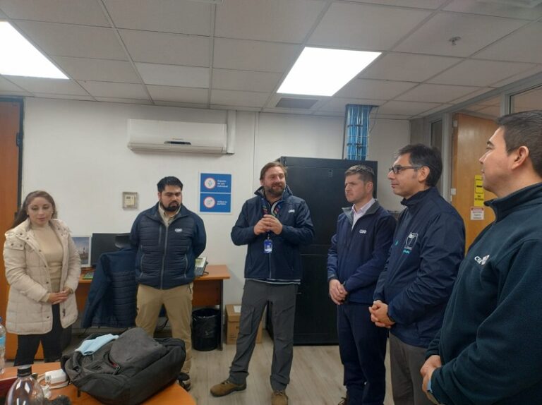 Seremi de Energía y Delegada Presidencial de Maipo visitan Centro de Operaciones Zonal de CGE en San Bernardo