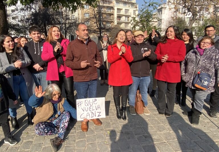 Leonel Cádiz inscribe candidatura para ser alcalde otra vez