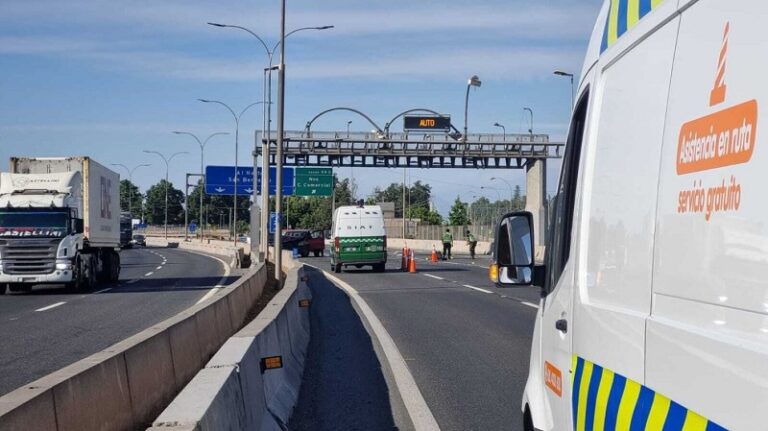 Accidente de un bus y cinco automóviles en Nos deja varios heridos y uno de gravedad