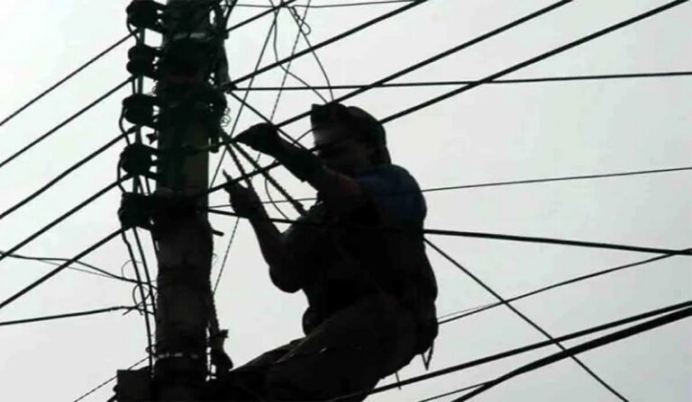 Banda organizada ataca y roba cables de cobre en Calera de Tango
