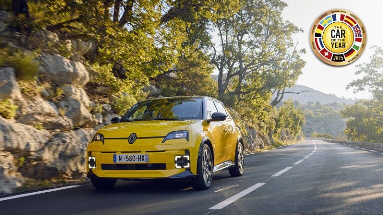 Renault 5 e-tech es el auto del año 2025 en Europa