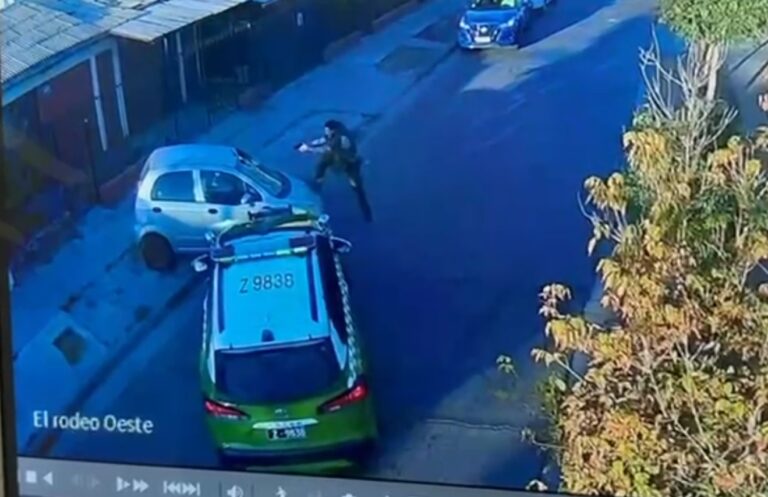 ¡Video exclusivo! Mujer intentó atropellar a carabinero y fue herida de bala
