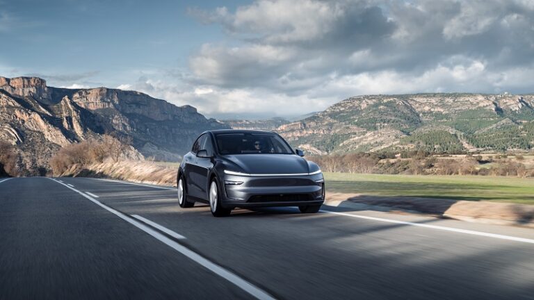 Tesla lanza en Chile el New Model Y, el modelo más vendido del mundo