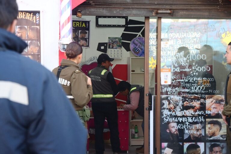 Barberías de San Bernardo en manos de inmigrantes irregulares: fueron fiscalizadas y hubo detenidos