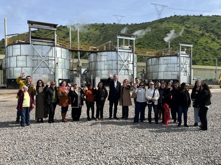Agricovial inaugura planta de abono sustentable en El Romeral y juntas de vecinos celebran trabajo mancomunado con la empresa